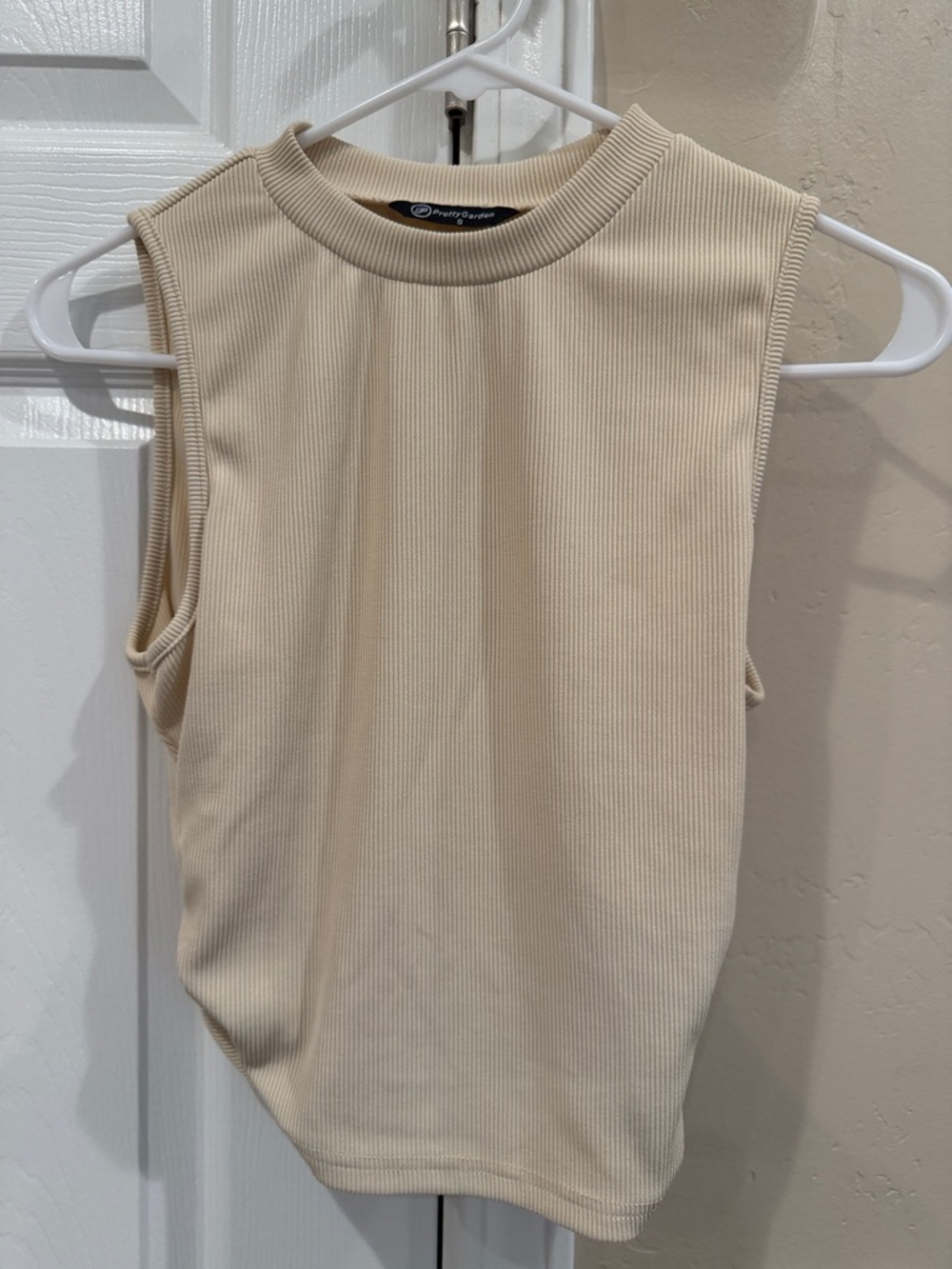 Ribbed Crewneck Tank Top - Neutral Cream